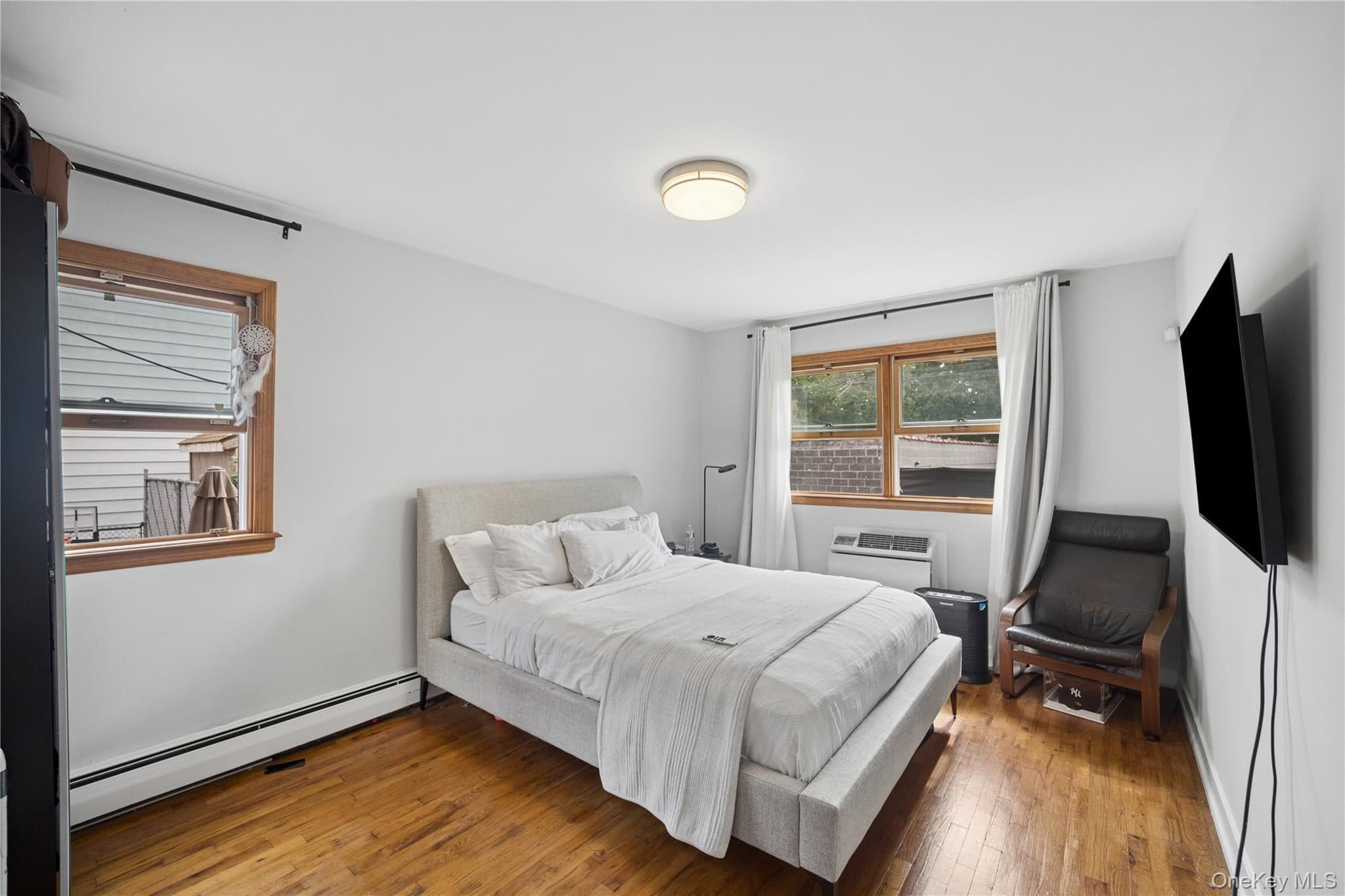 89-16 Doran Avenue thumbnail 24
