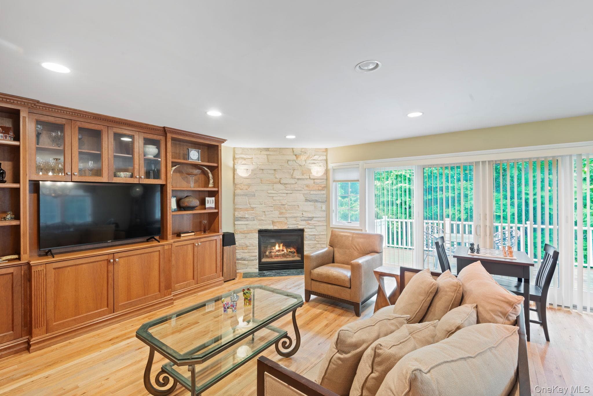 16 Lindbergh Circle Unit: 16 thumbnail 15