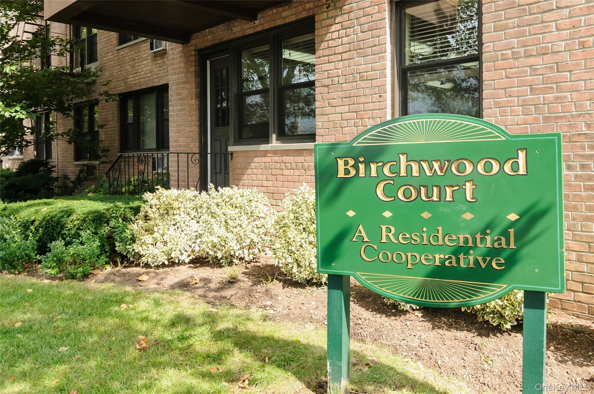 5 Birchwood Court Unit: 2-0 thumbnail 2
