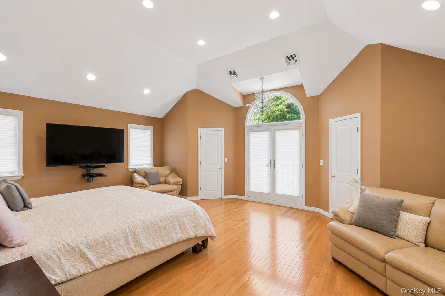 1319 Auerbach Avenue thumbnail 14