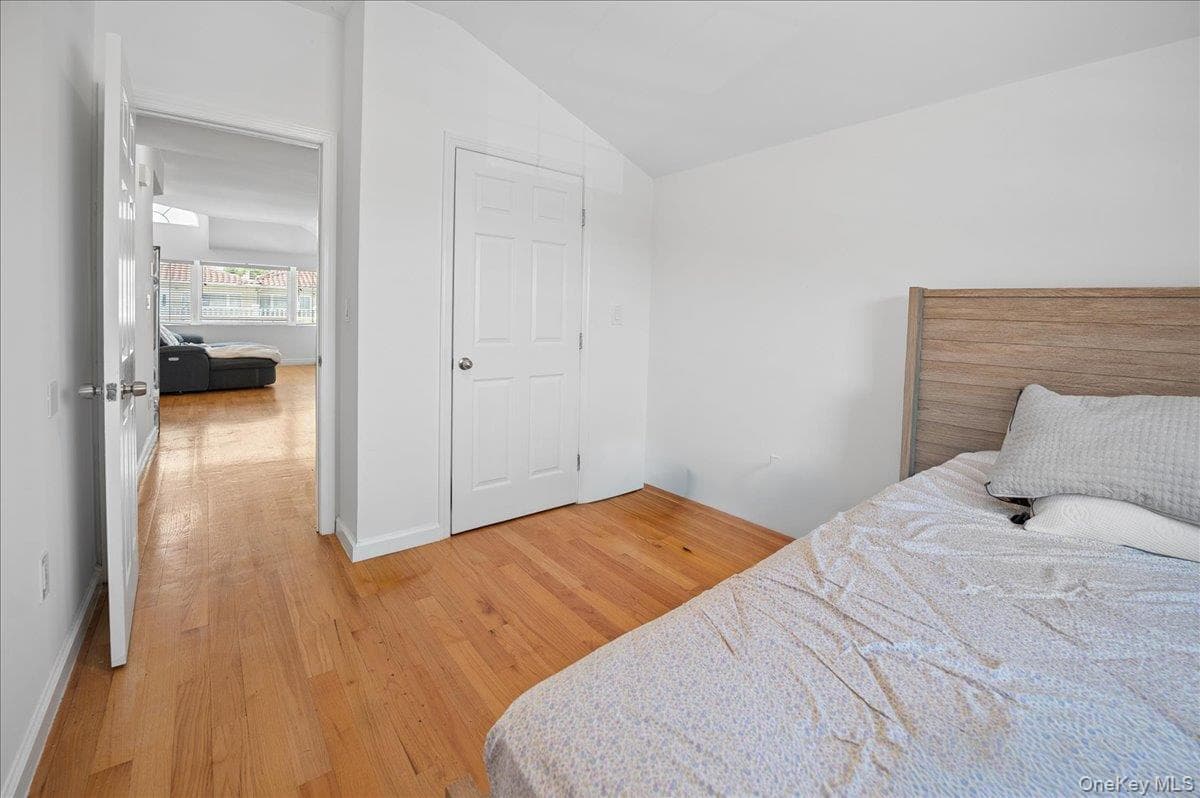 290 Zerega Avenue thumbnail 16