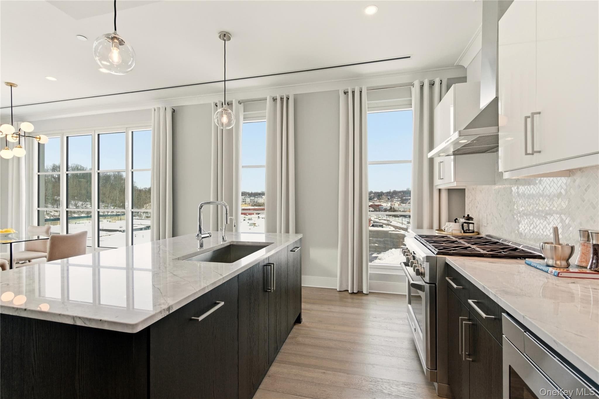 100 Garvies Point Road Unit: 1348 thumbnail 7
