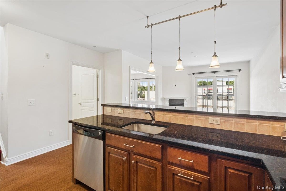 101 Sheldrake Place Unit: 20 thumbnail 10