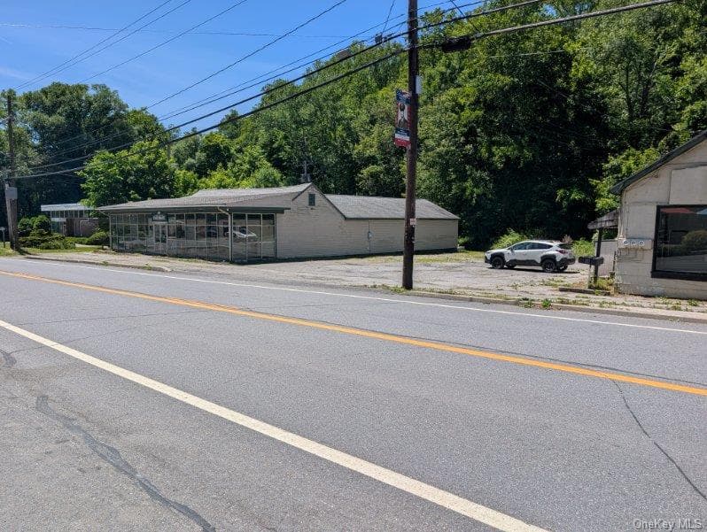 501 Route 52 Unit: 501 to 507 thumbnail 6