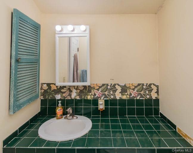 50 Holland Avenue thumbnail 35