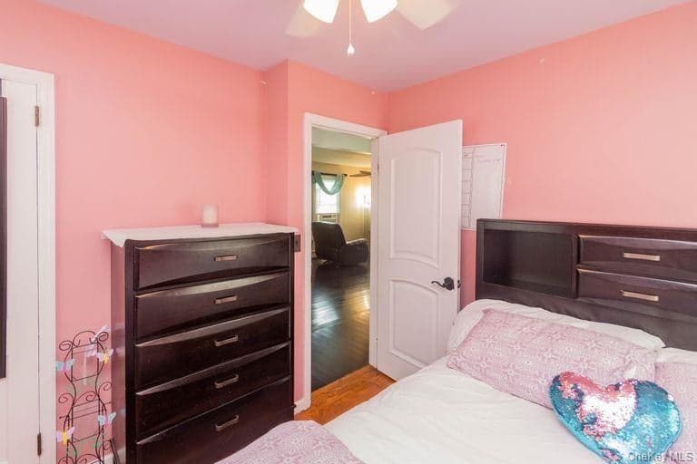 50 Holland Avenue thumbnail 24
