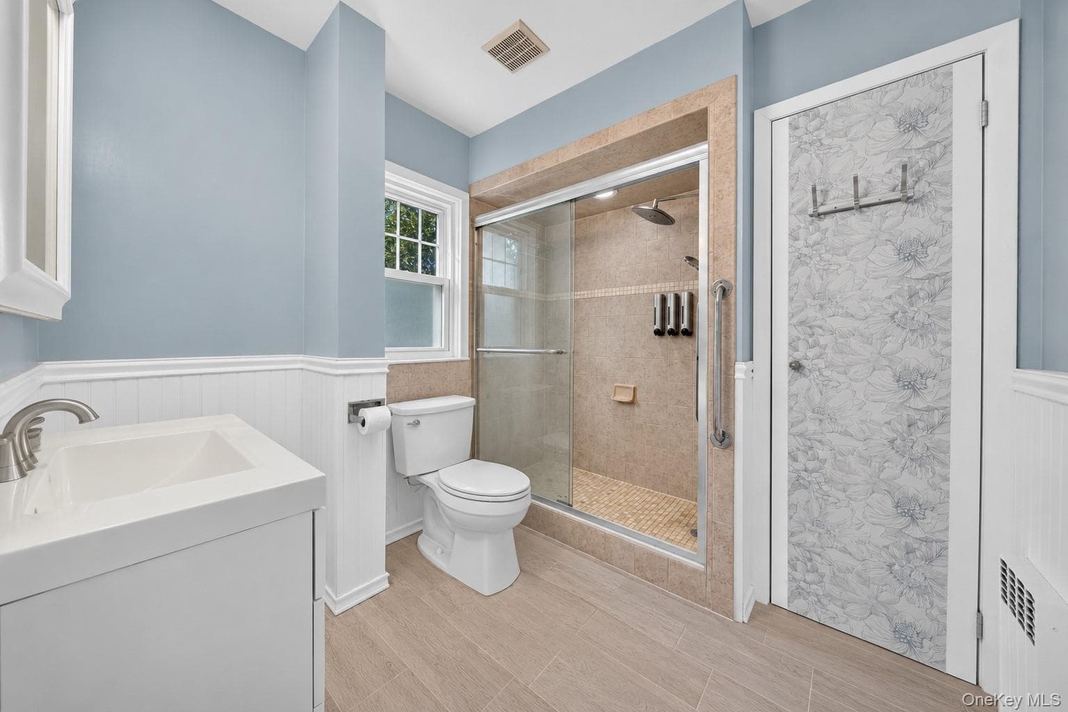115 Canterbury Gate thumbnail 18
