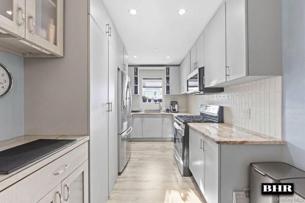 3360 Shore Parkway Unit: 4B thumbnail 2