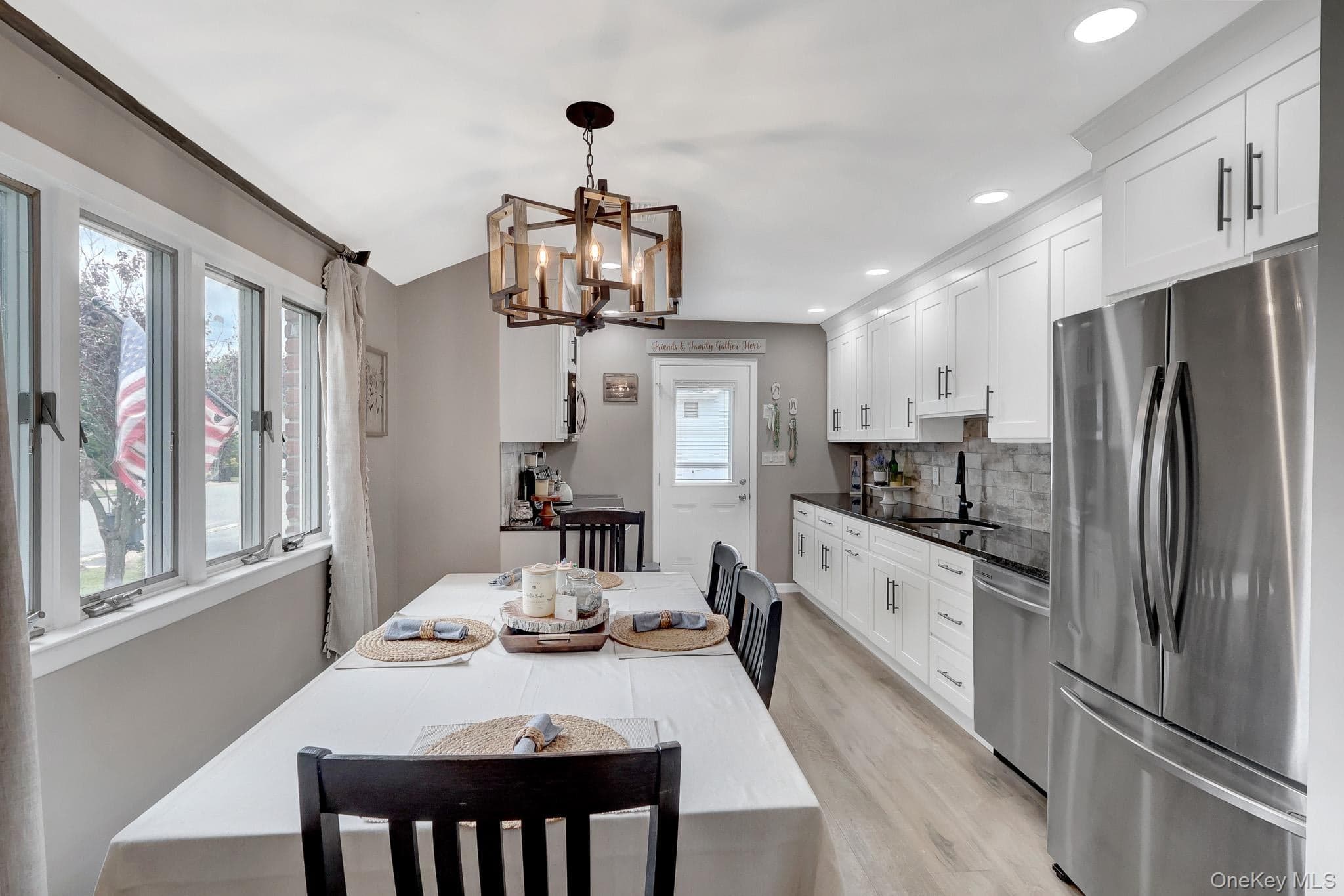43 Manhattan Avenue thumbnail 6