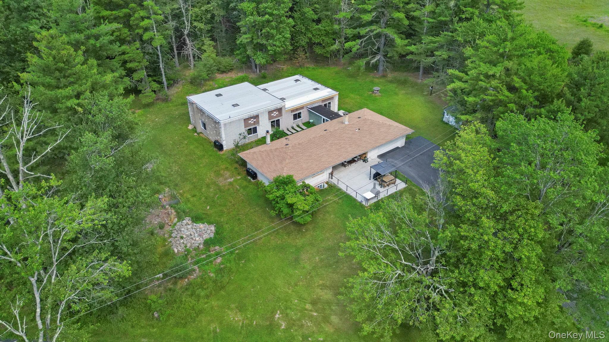 35 Kroeger Road, Monticello