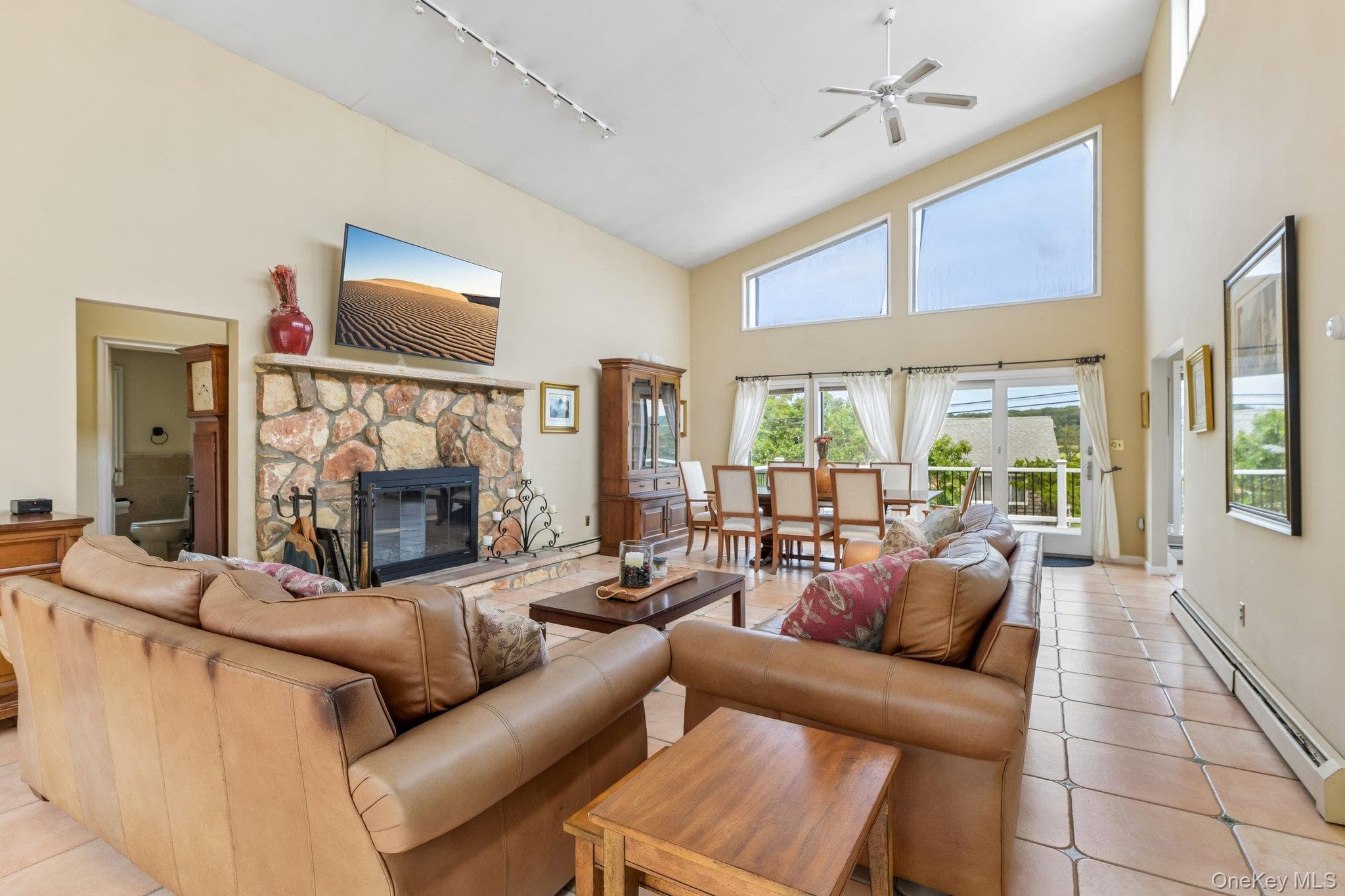 588 E. Long Beach Road thumbnail 7