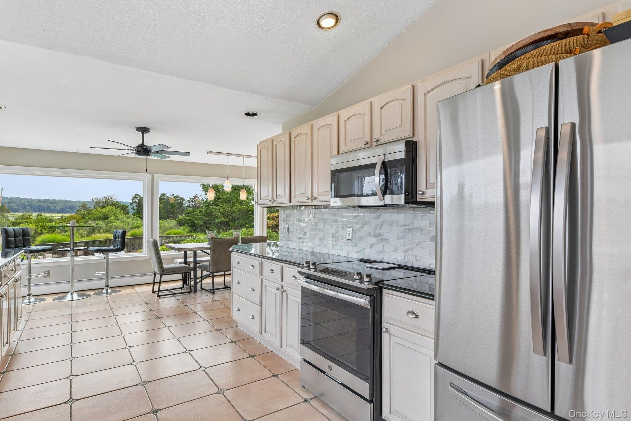 588 E. Long Beach Road thumbnail 18