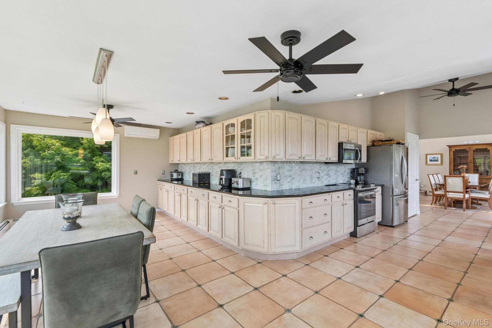 588 E. Long Beach Road thumbnail 16