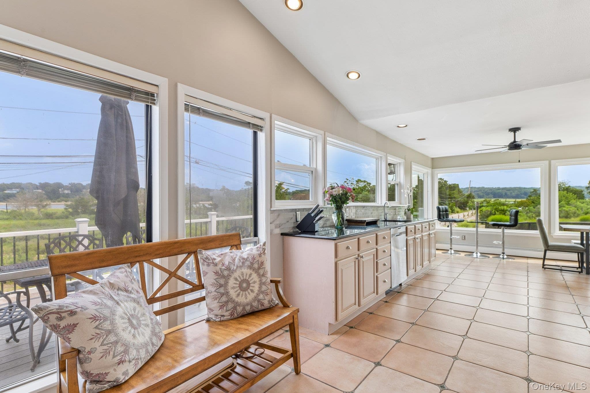 588 E. Long Beach Road thumbnail 10