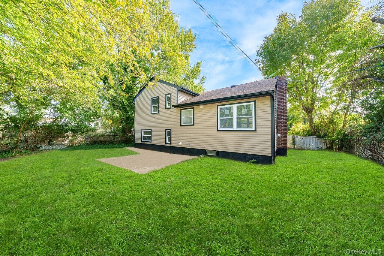 20 Ford Drive thumbnail 5