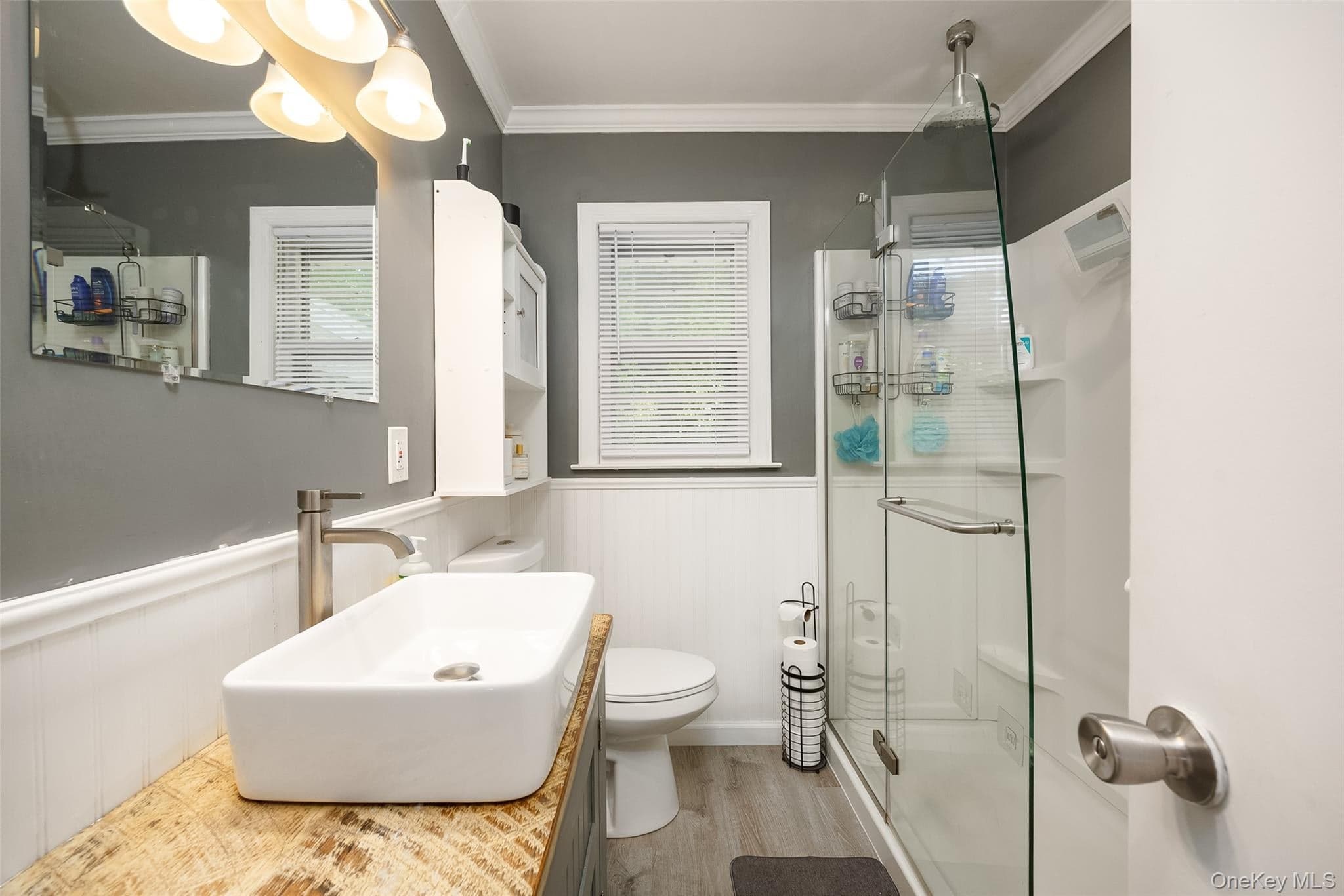 352 Clifton Avenue thumbnail 18