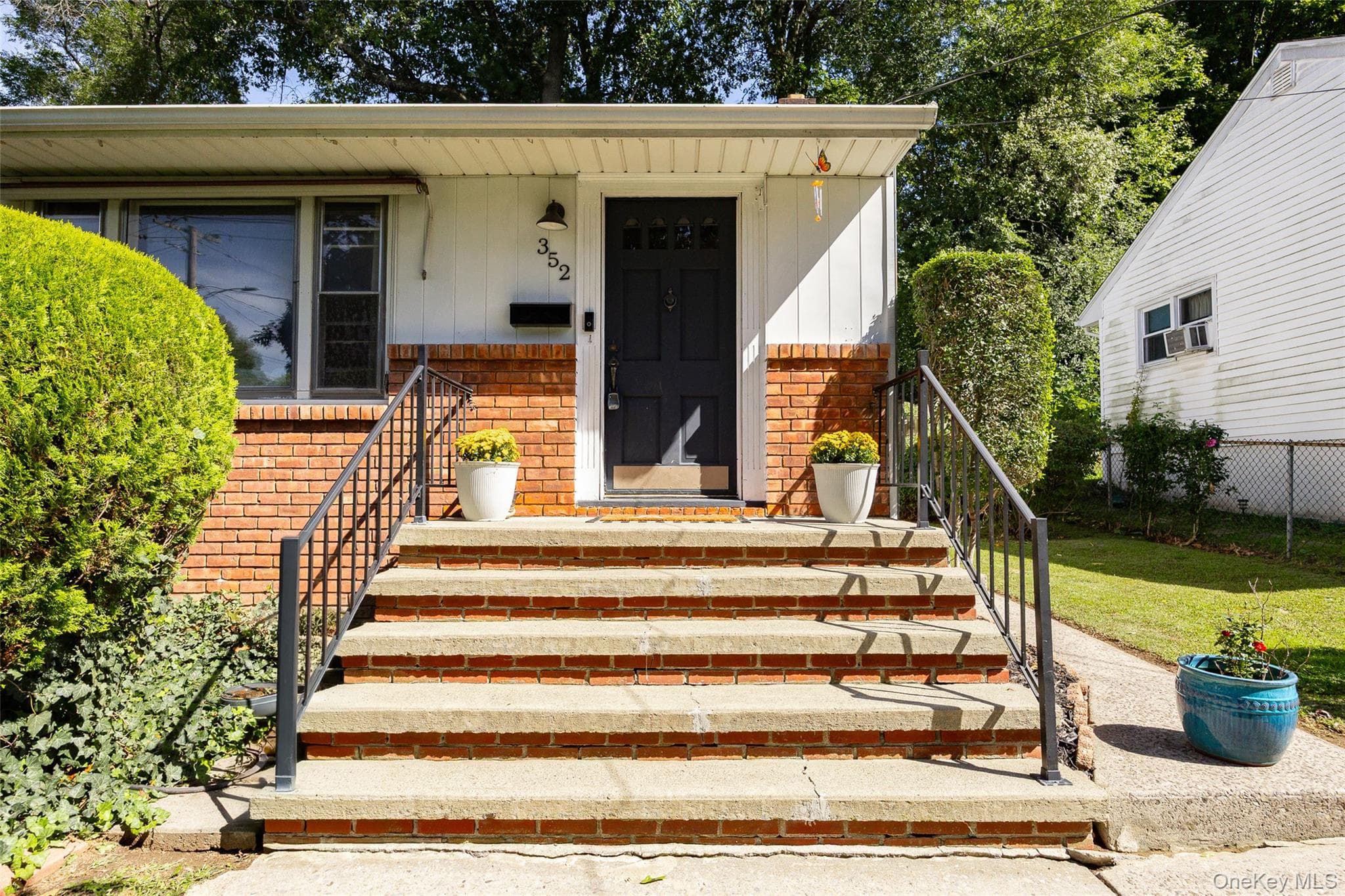 352 Clifton Avenue thumbnail 22