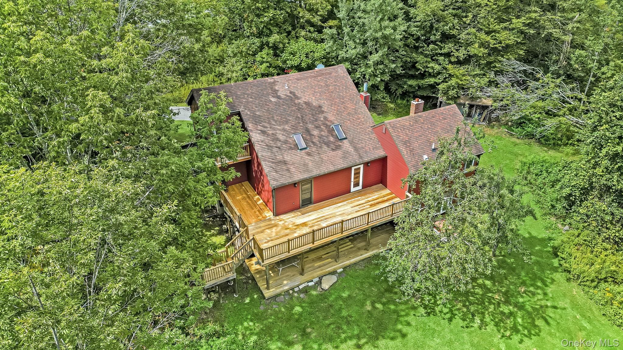 587 Dutch Hill Road thumbnail 2