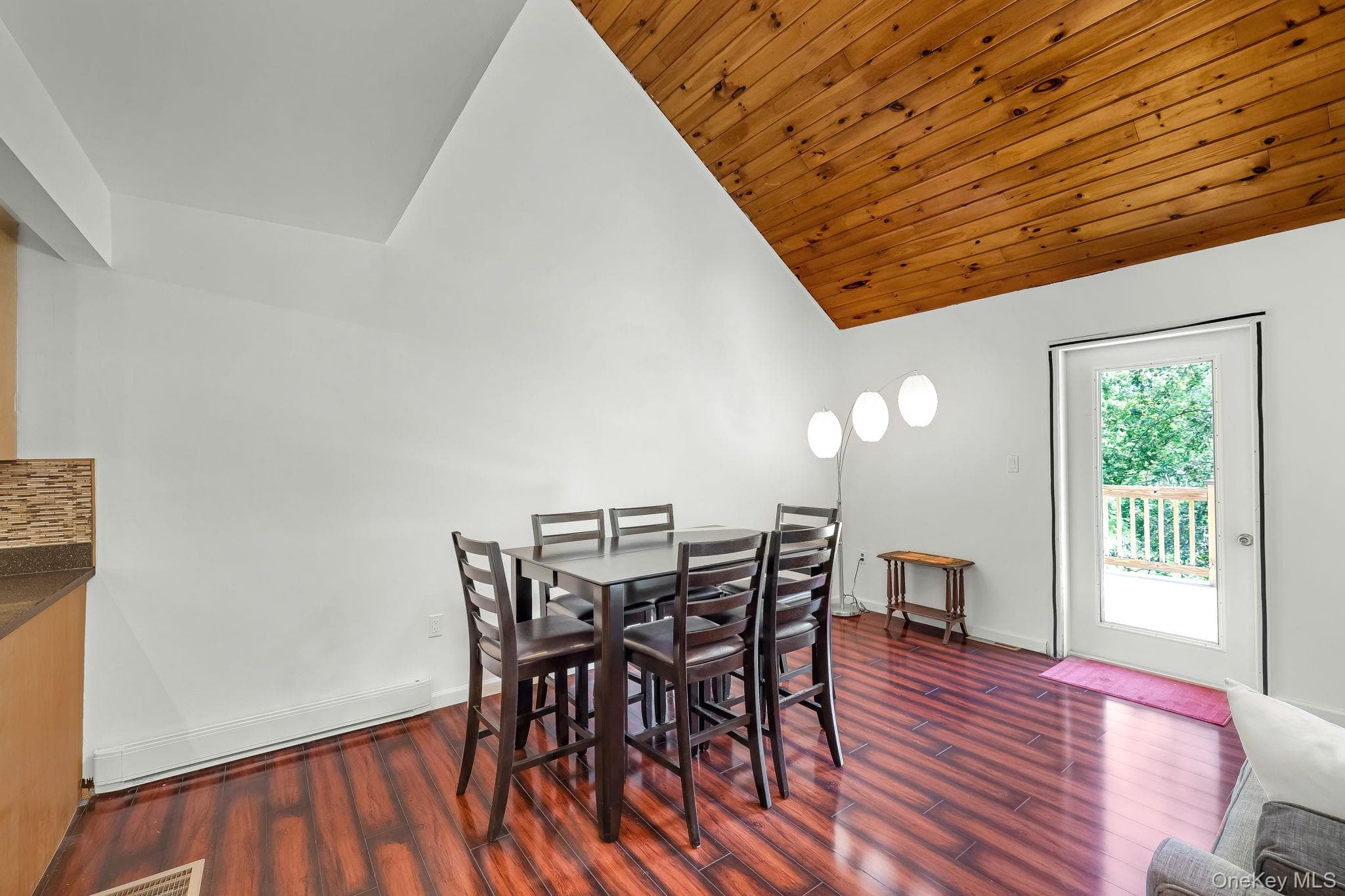 587 Dutch Hill Road thumbnail 8