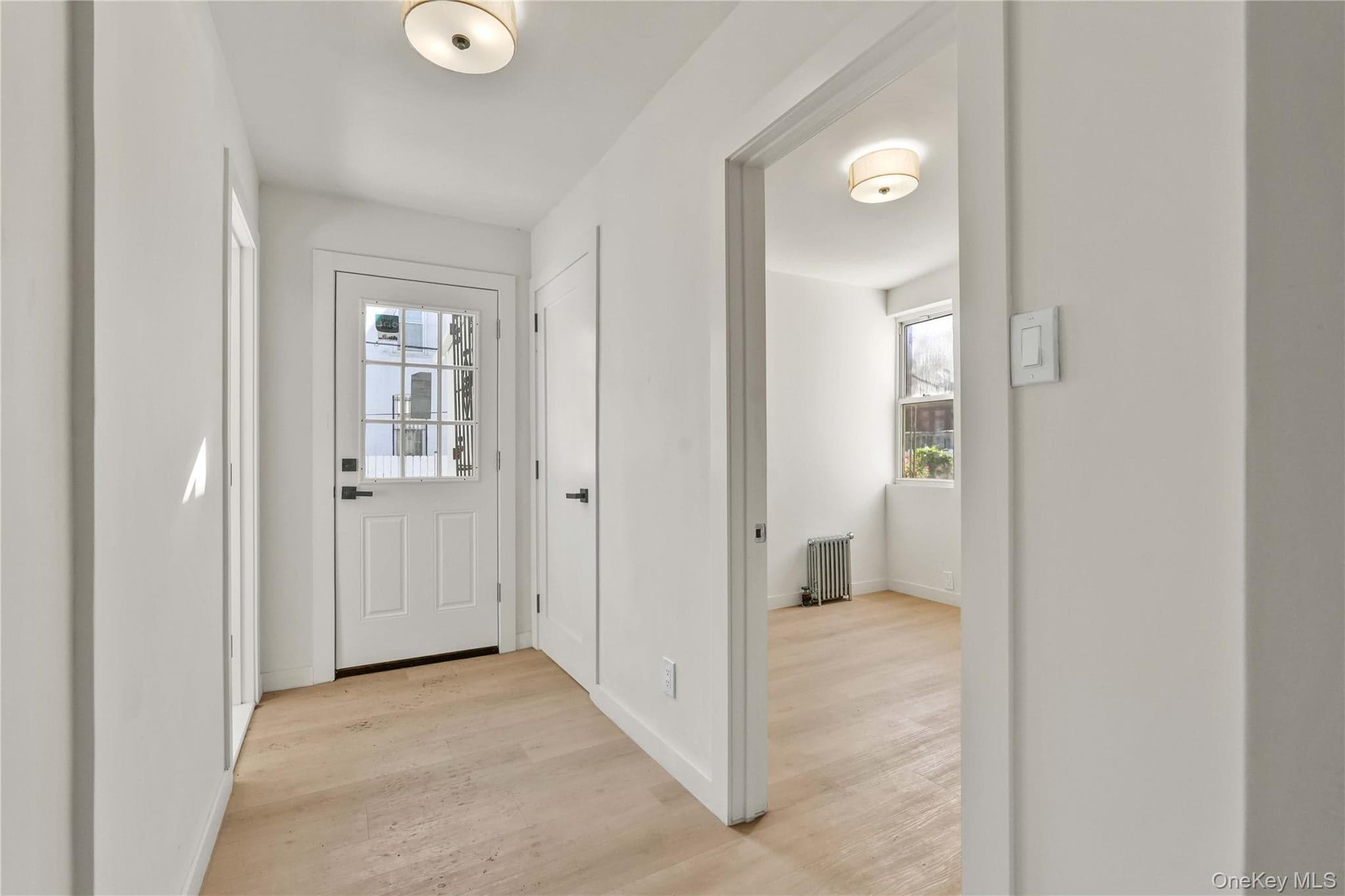 341 E 51st Street thumbnail 16