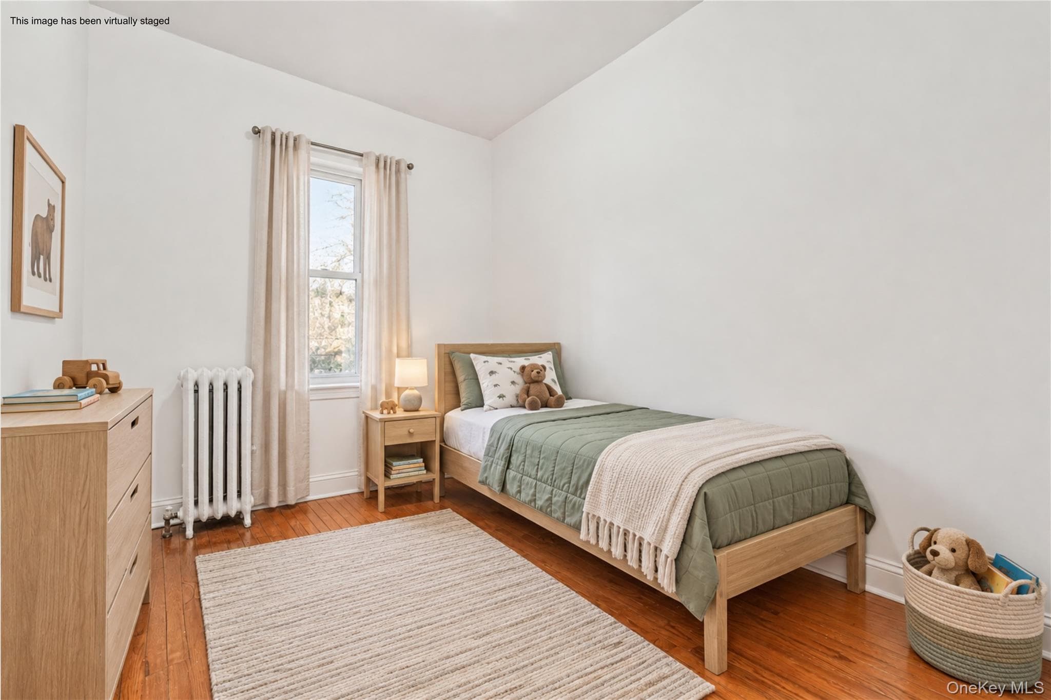 341 E 51st Street thumbnail 23