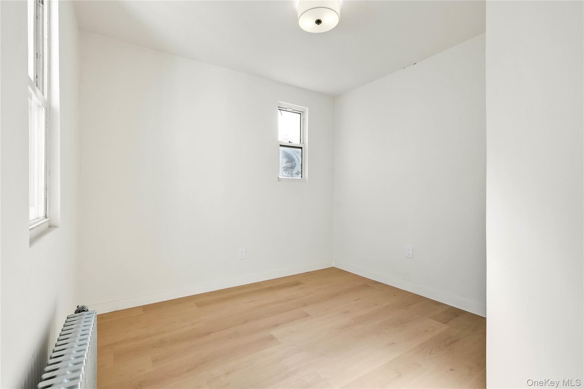 341 E 51st Street thumbnail 11
