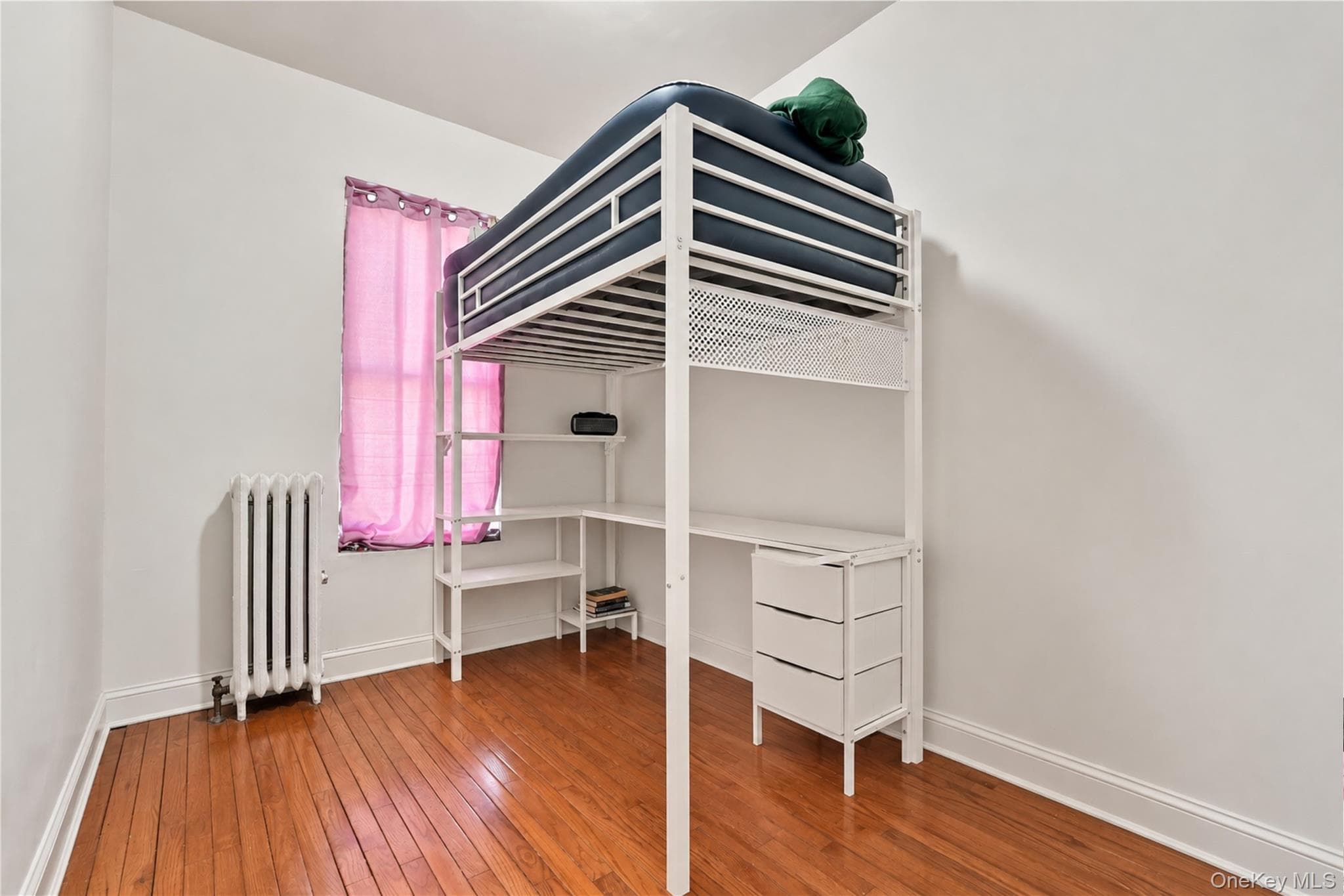 341 E 51st Street thumbnail 24