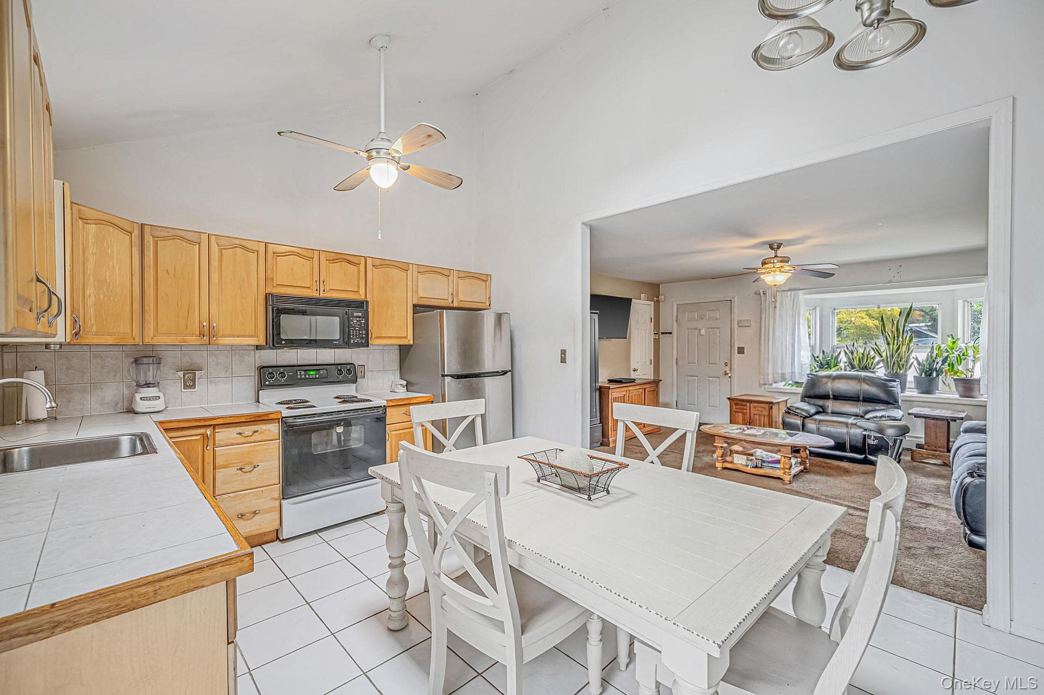 156 Orchid Drive thumbnail 9