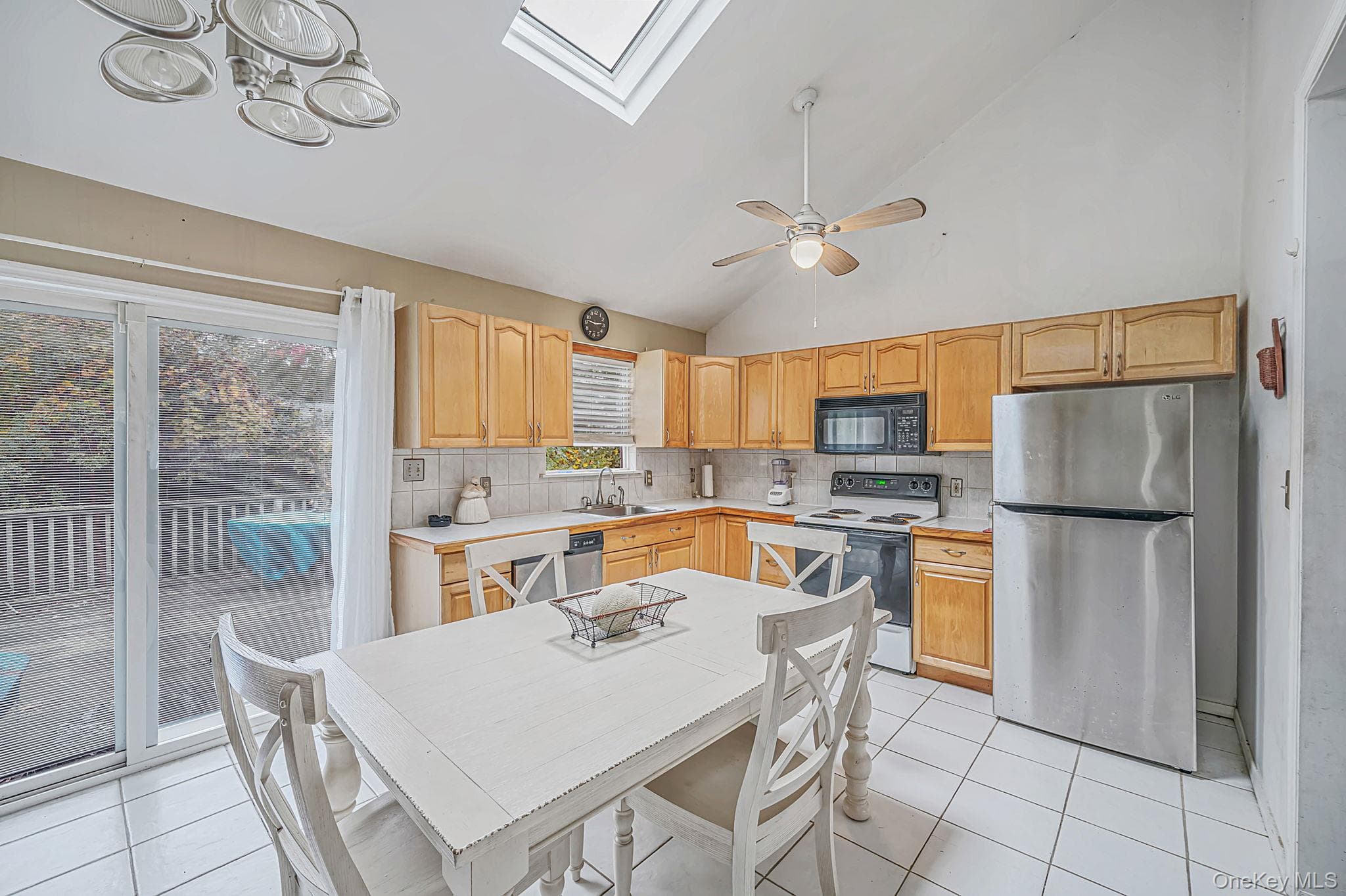 156 Orchid Drive thumbnail 6