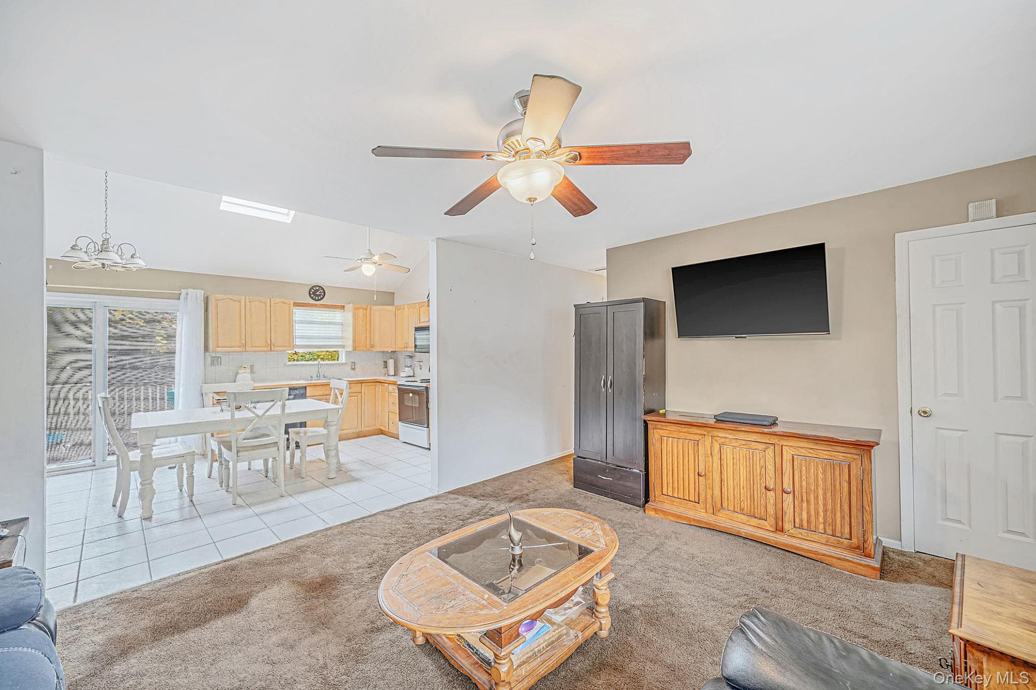 156 Orchid Drive thumbnail 4