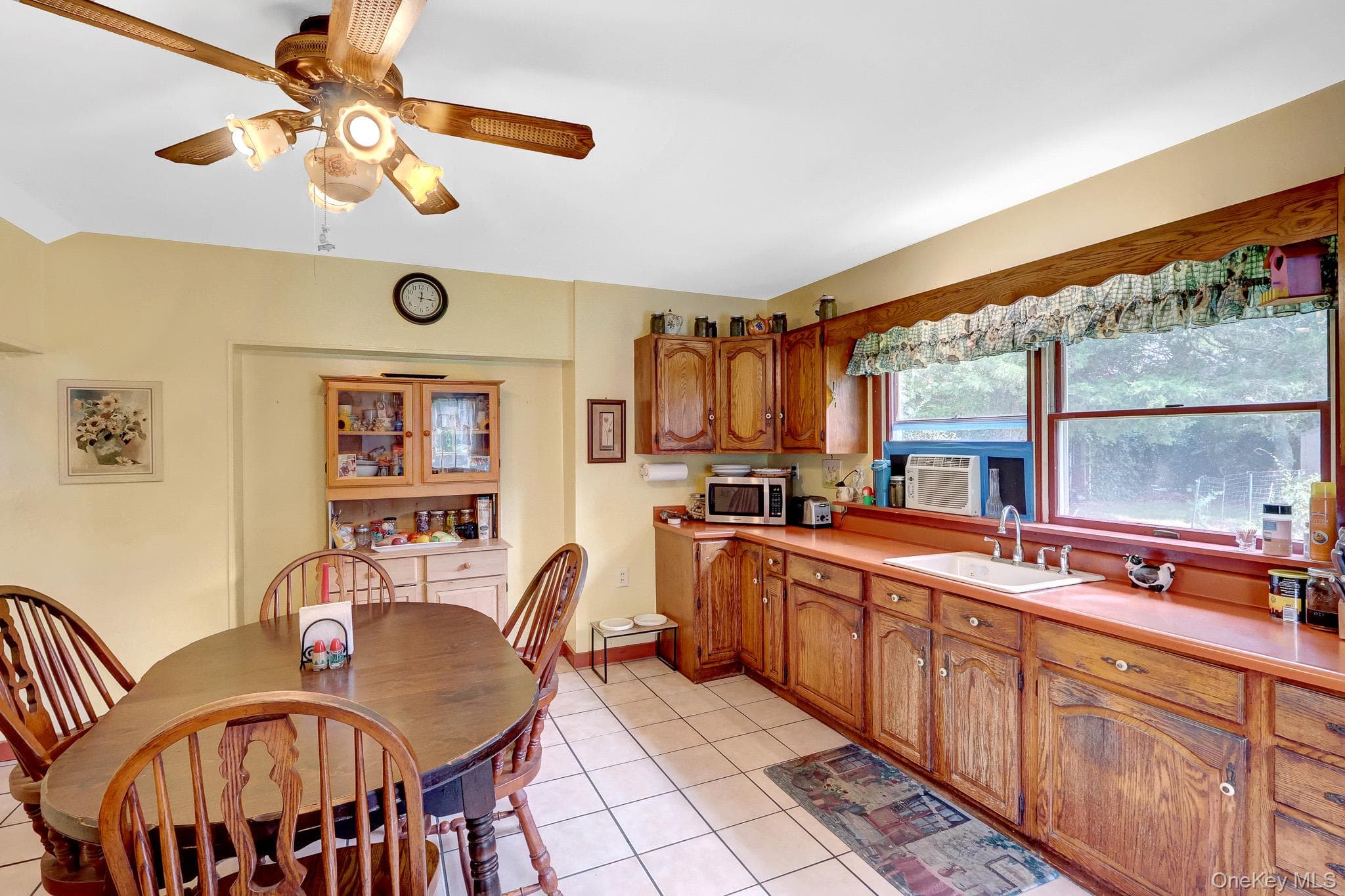 1315 Coates Avenue thumbnail 8