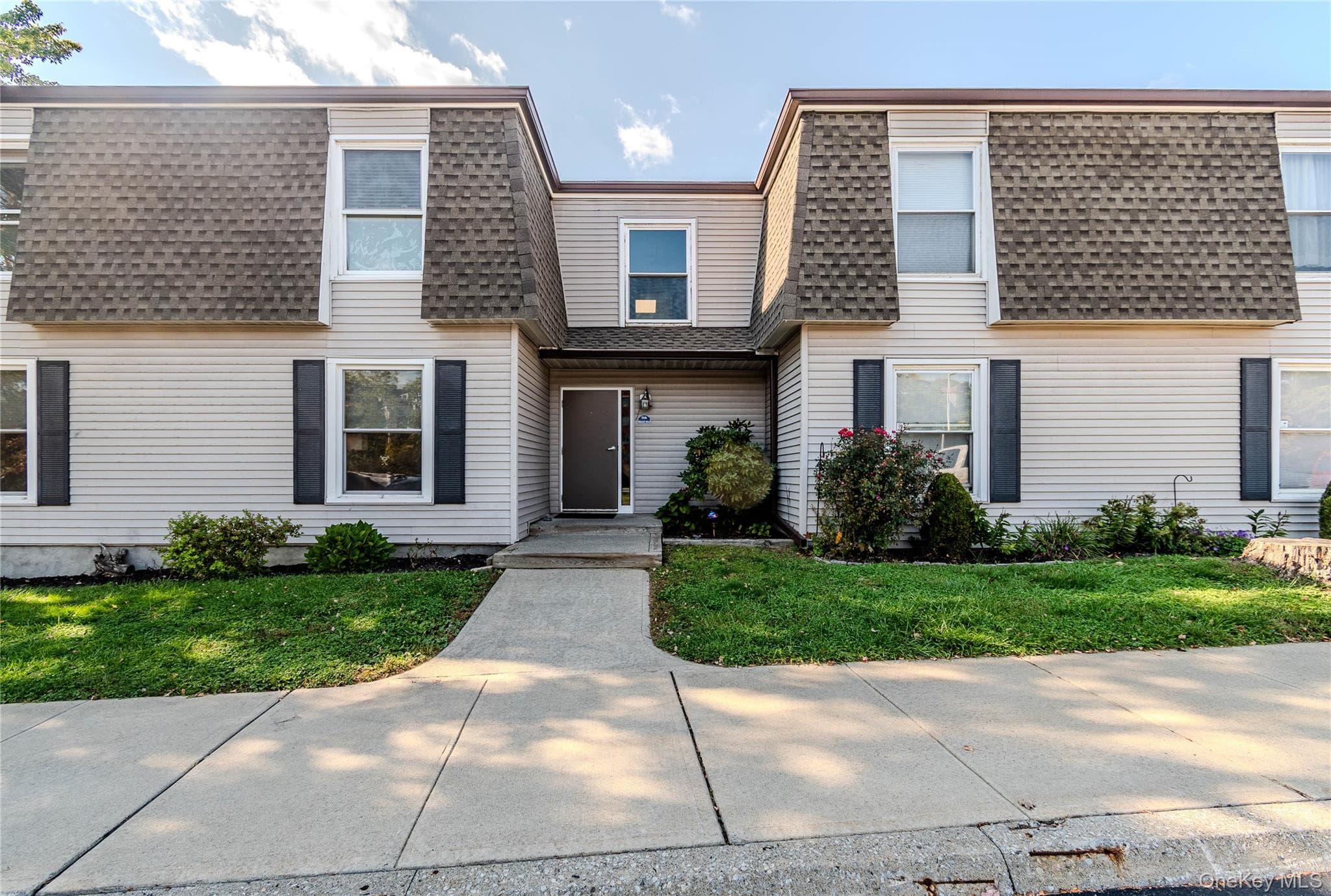 166 Rinaldi Boulevard Unit: A thumbnail 2