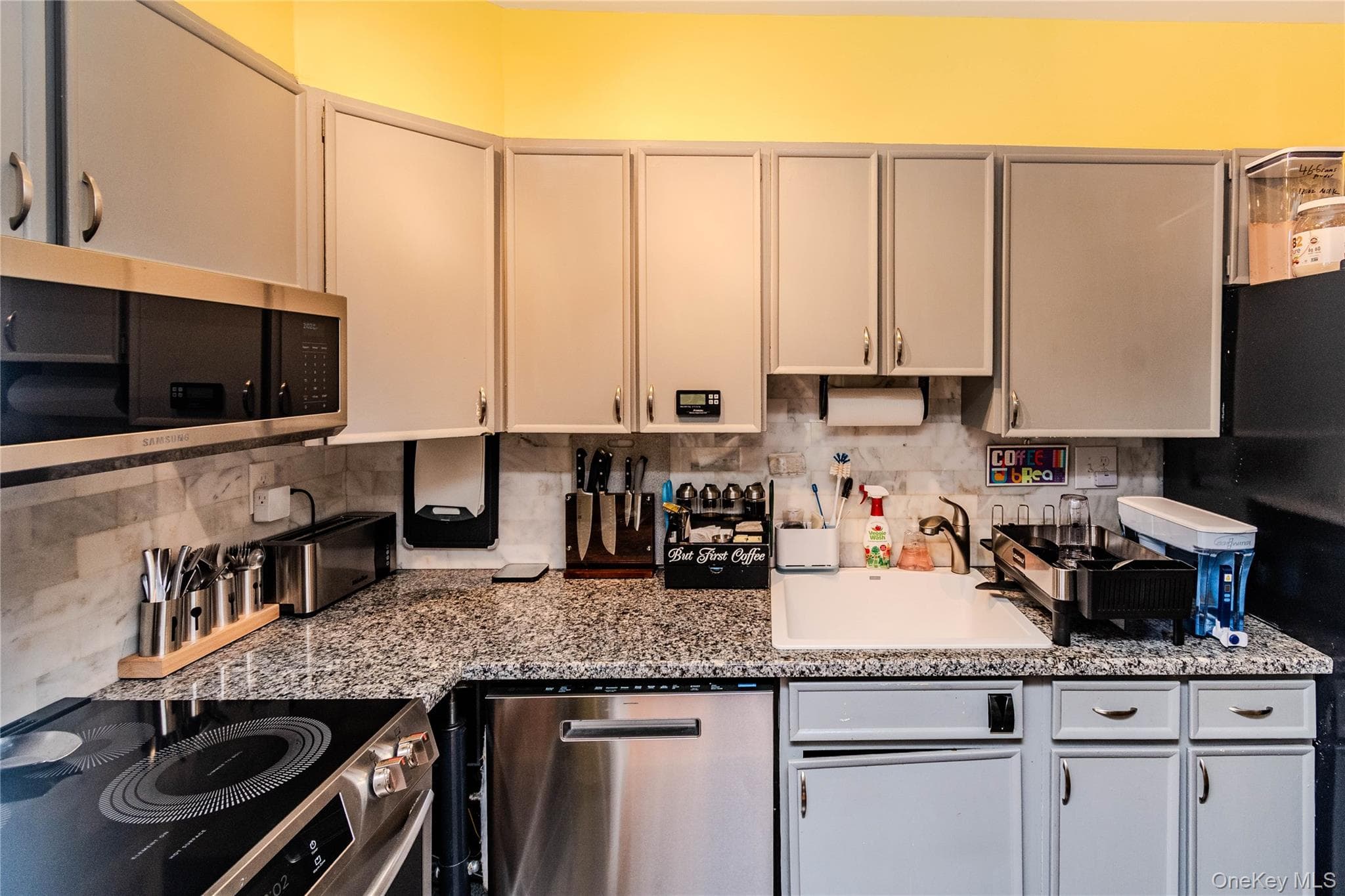166 Rinaldi Boulevard Unit: A thumbnail 10