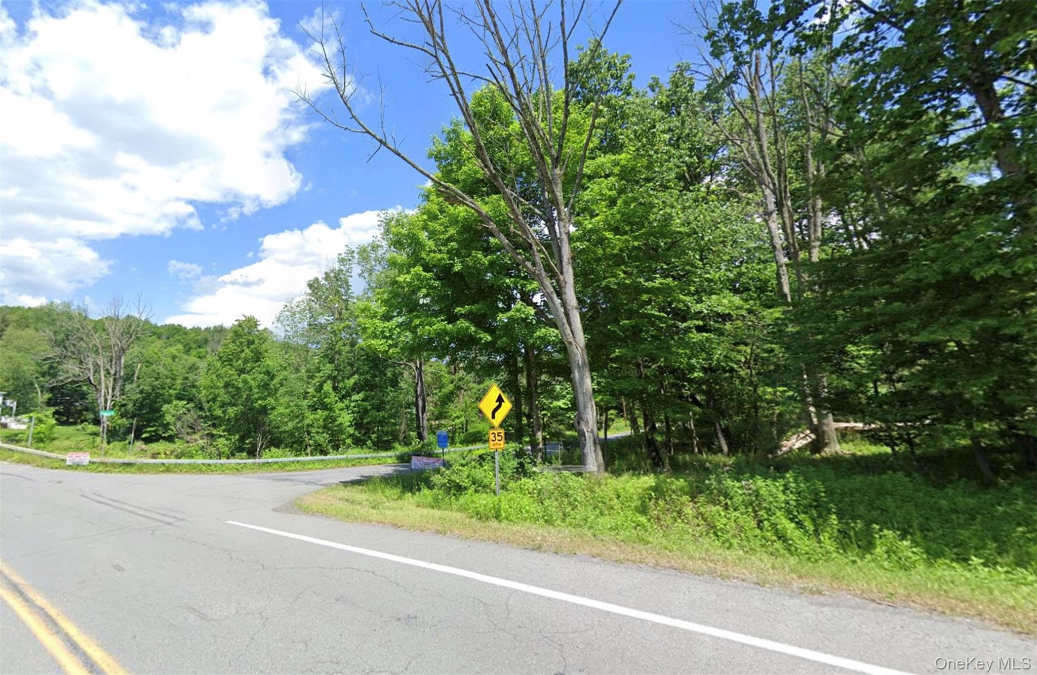 Edwards Road thumbnail 3