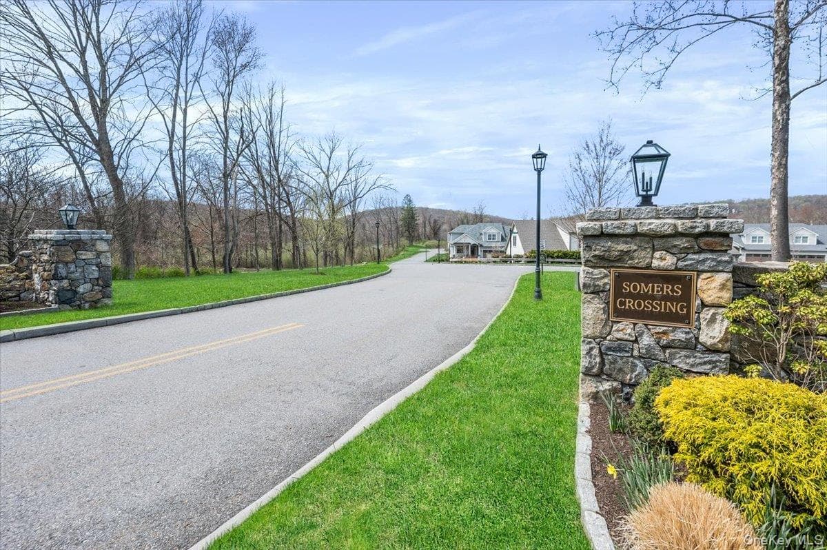 50 Spring Meadow Court Unit: 50 thumbnail 42