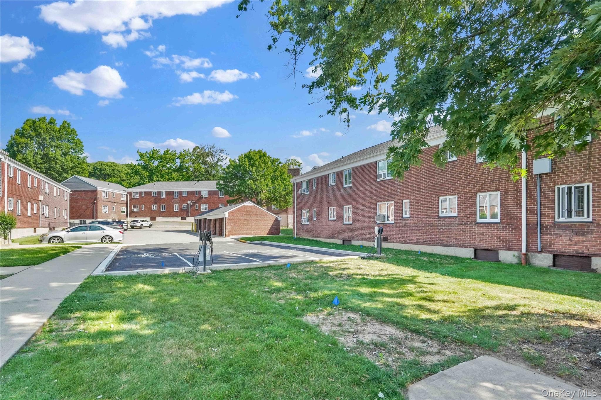 224-01 Hillside Avenue Unit: Upper thumbnail 24