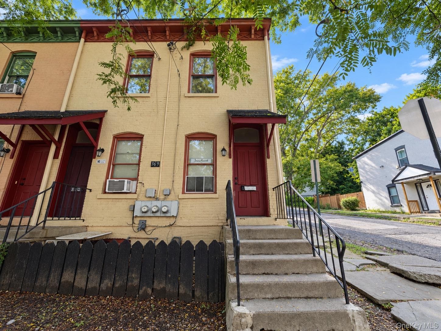 369 Liberty Street photo 1