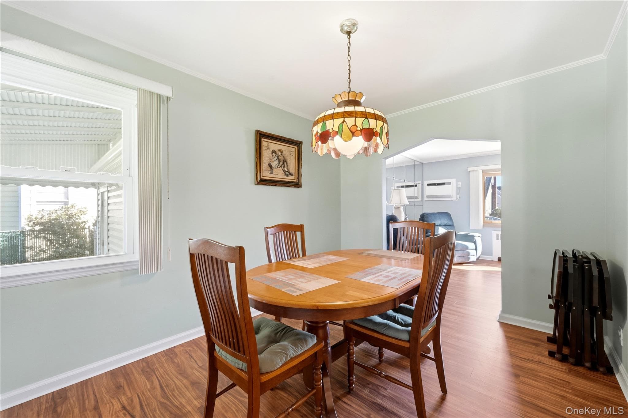305 W Nicholai Street thumbnail 9