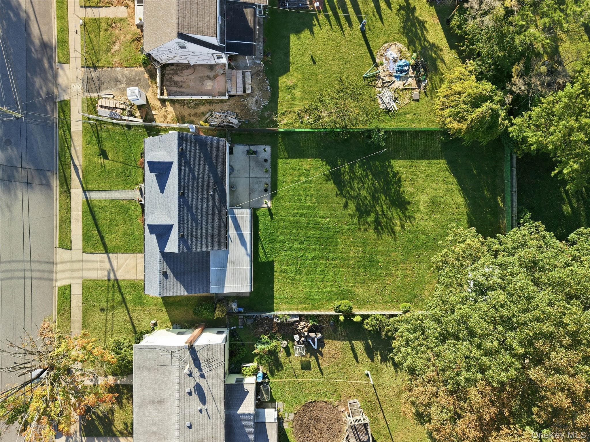 305 W Nicholai Street thumbnail 34