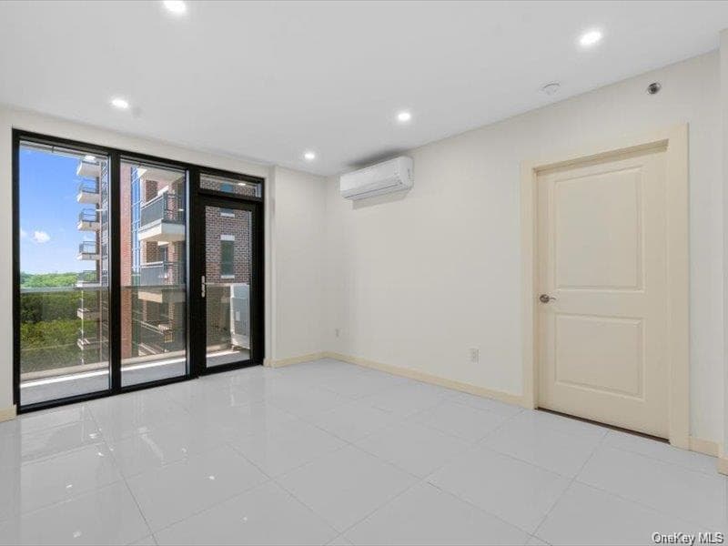 124-28 Queens Boulevard Unit: 9A thumbnail 3
