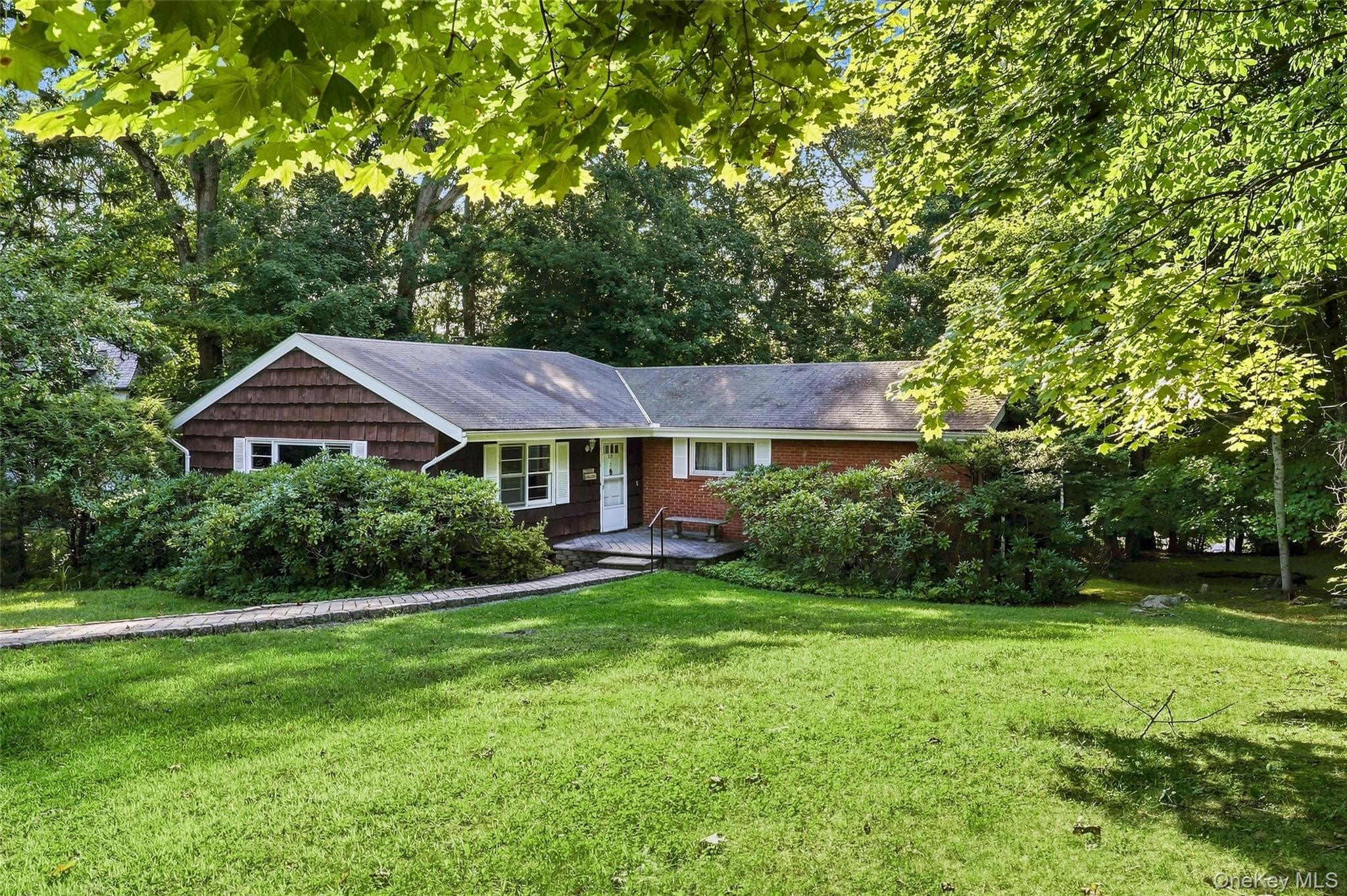 7 Overhill Road, New Rochelle