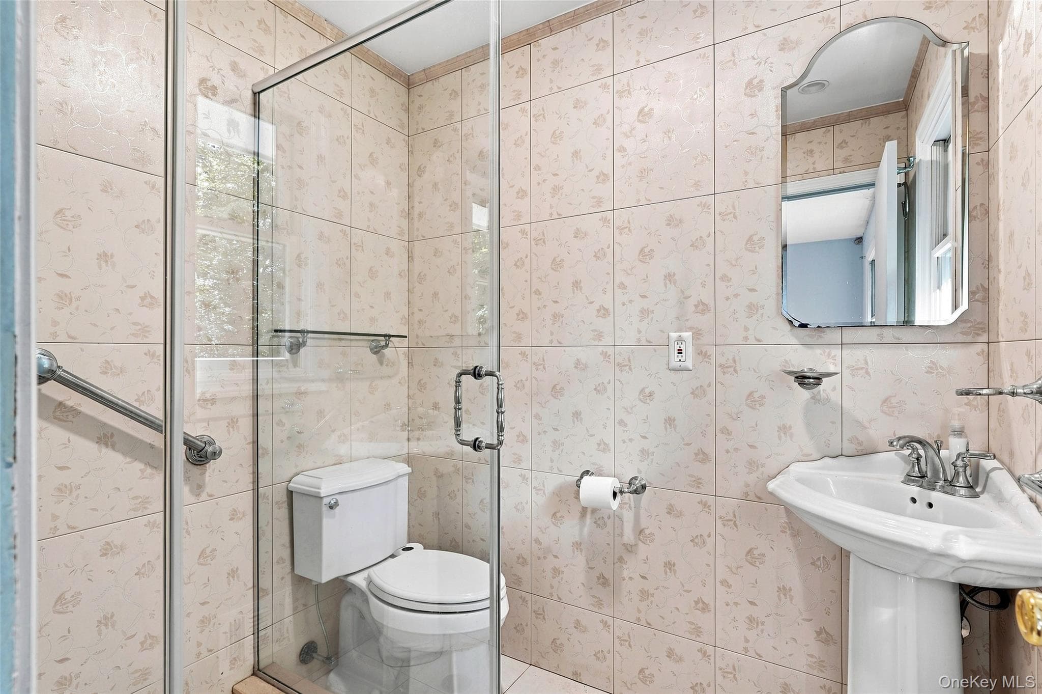 7 Overhill Road thumbnail 15