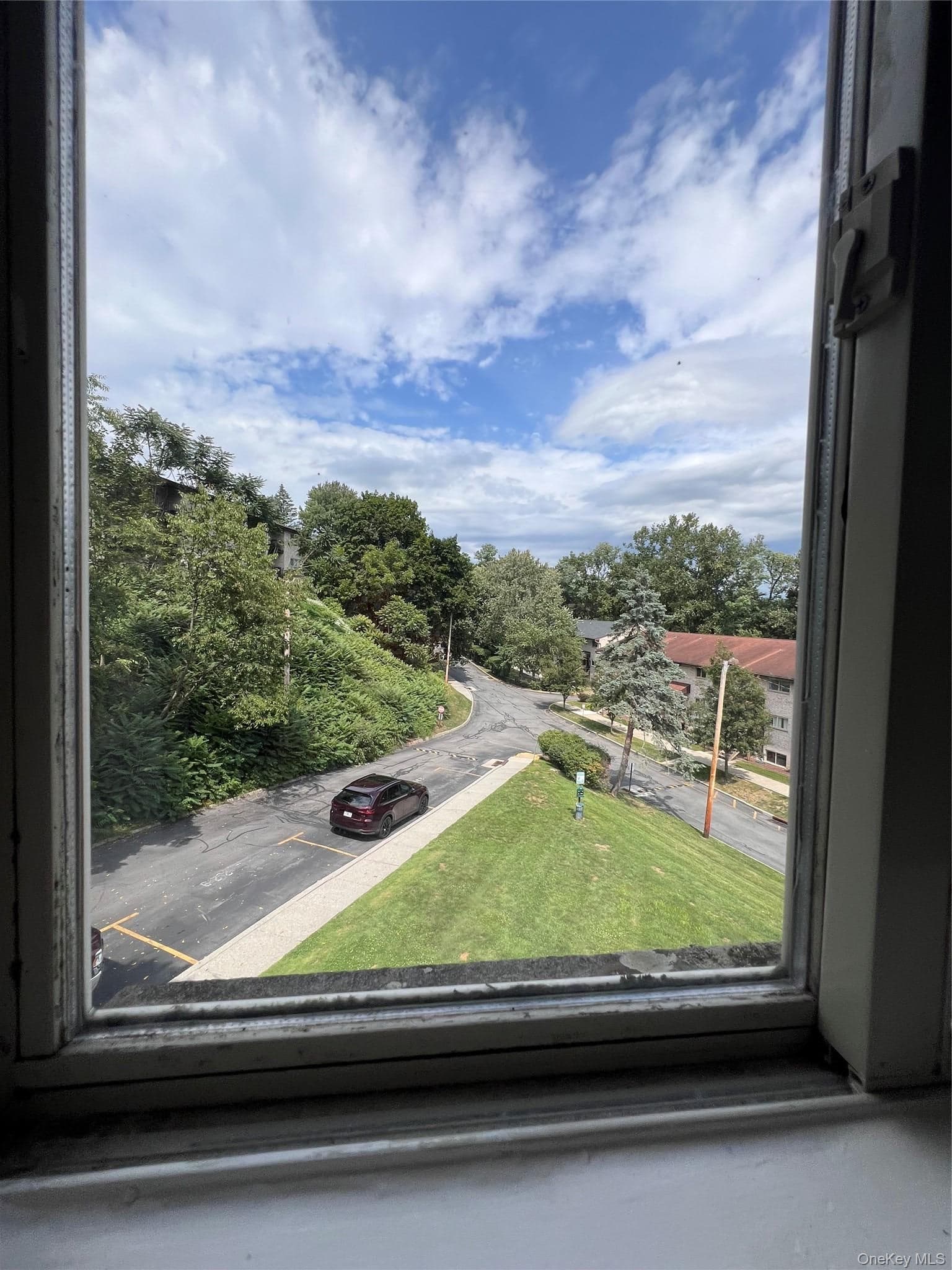 26 Cooper RD Unit: 403 thumbnail 9