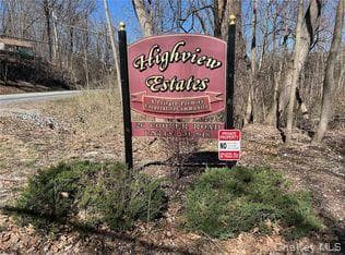 26 Cooper RD Unit: 403, Poughkeepsie