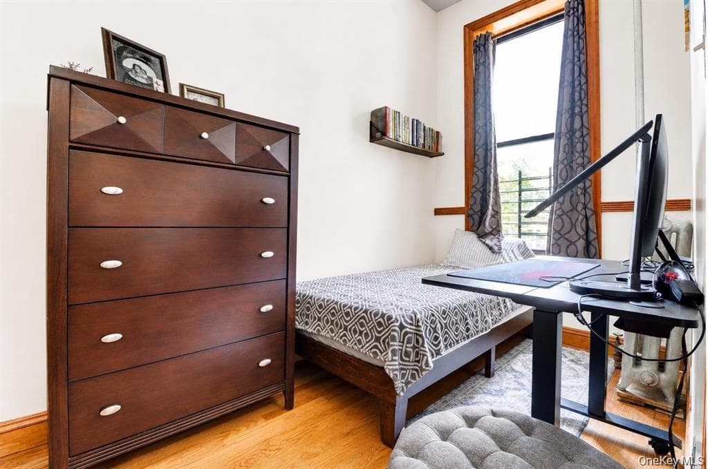458 Halsey Street thumbnail 9