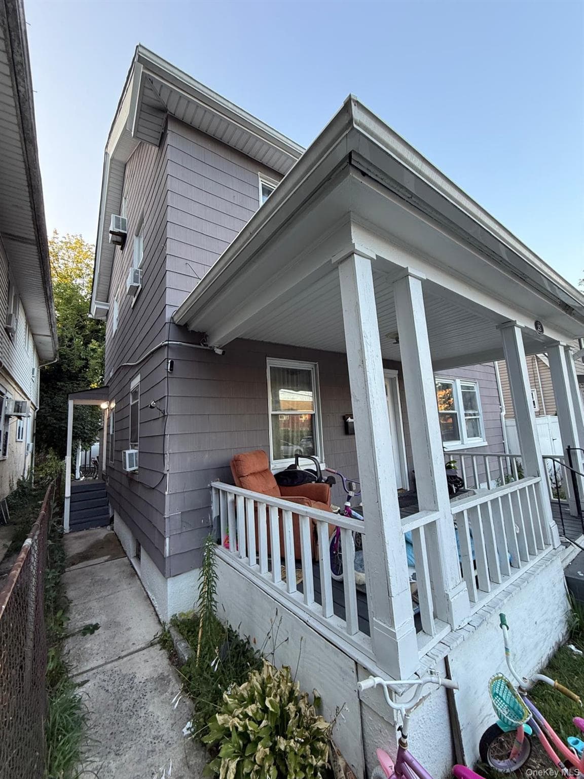 25 Webb Avenue thumbnail 3