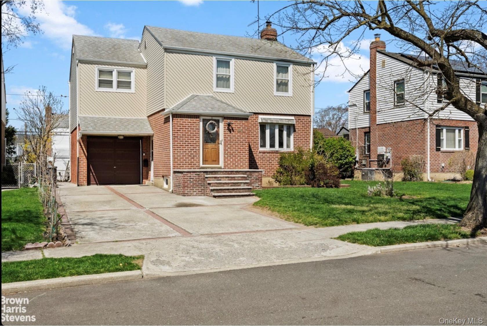 96 Nassau Street, Elmont
