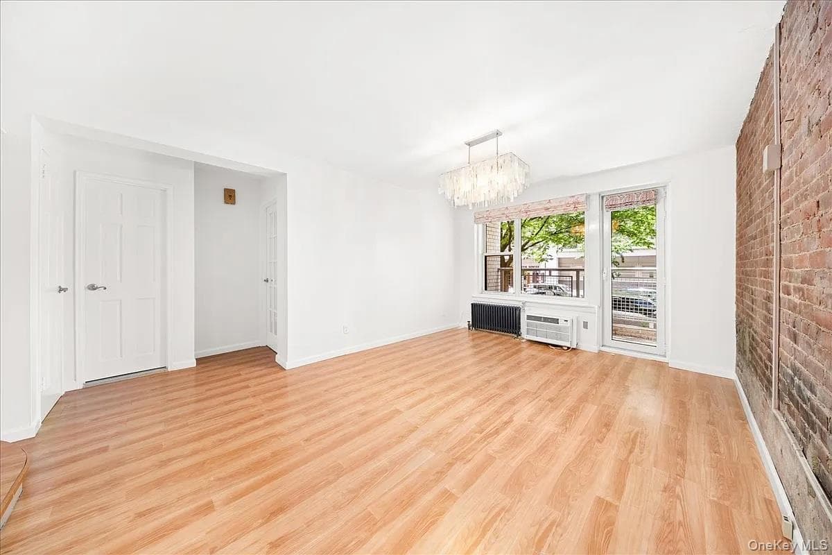 131 W 85th Street Unit: FE1 thumbnail 2