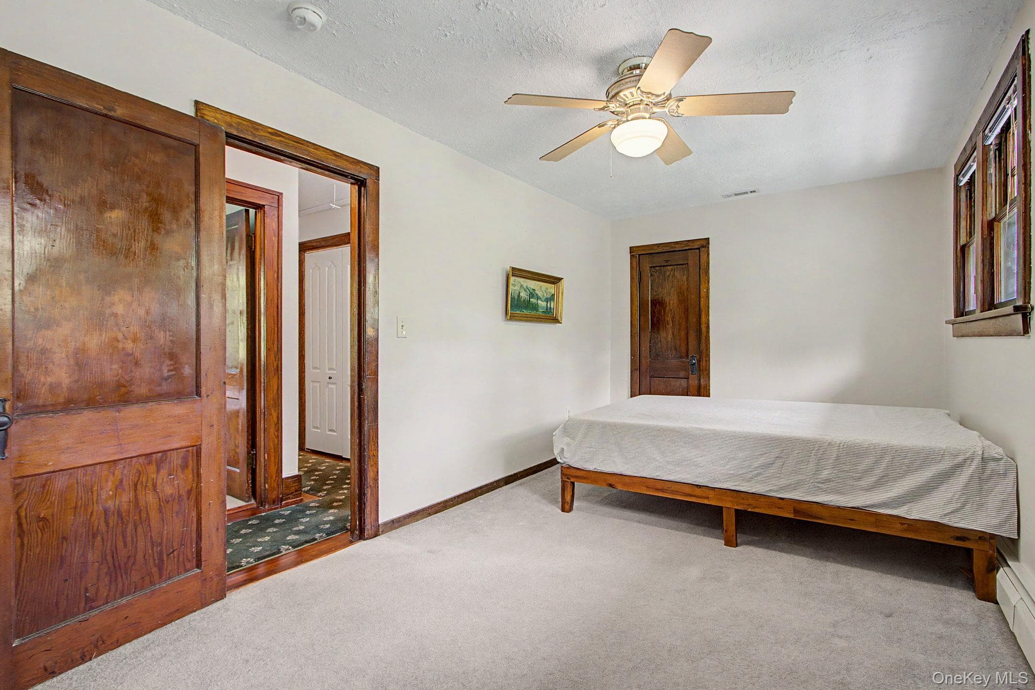 102 E Market Street thumbnail 32