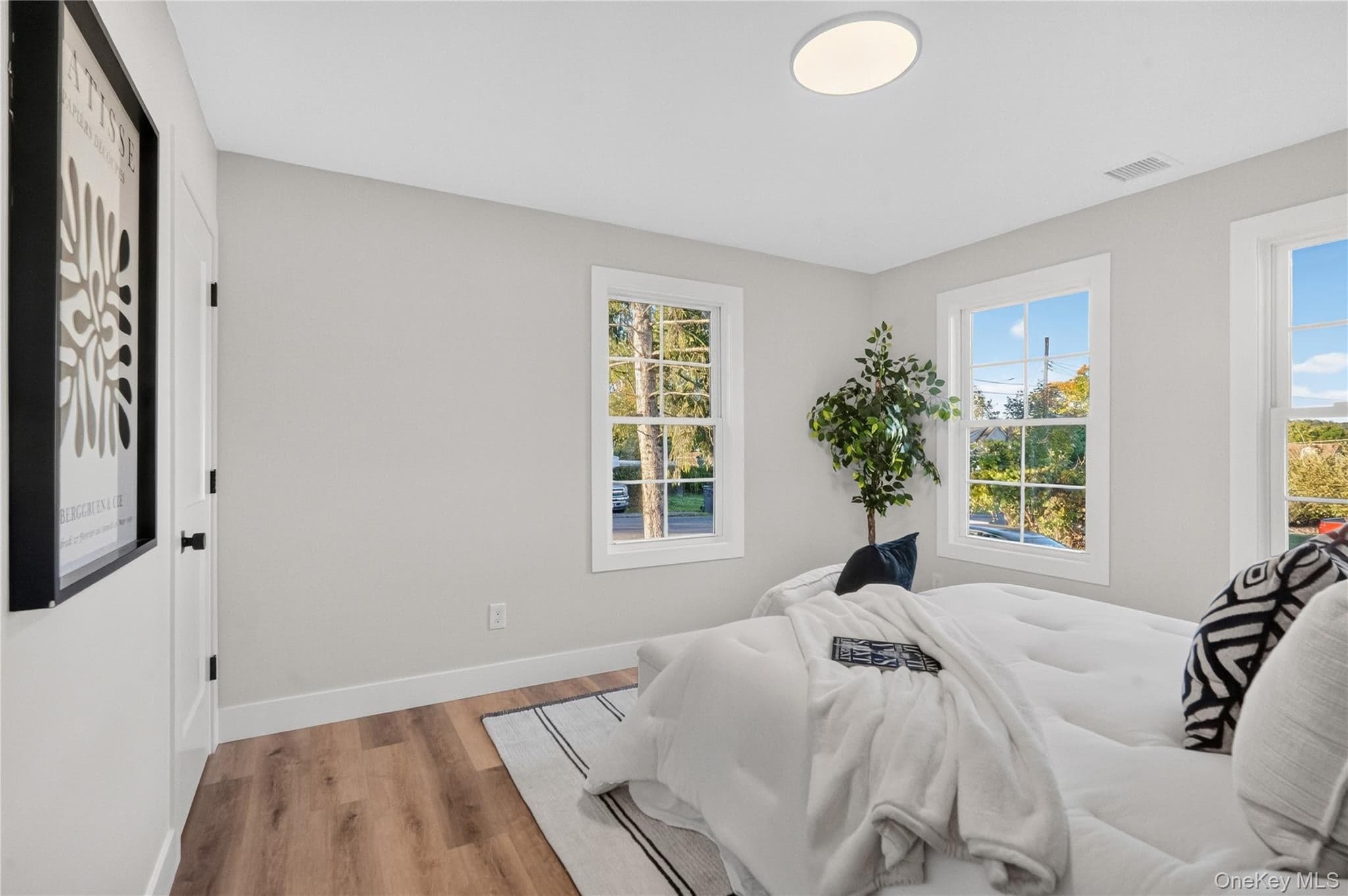 135 Viola Street thumbnail 17